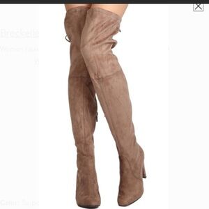 Breckelle’s over the knee boots size 6.5